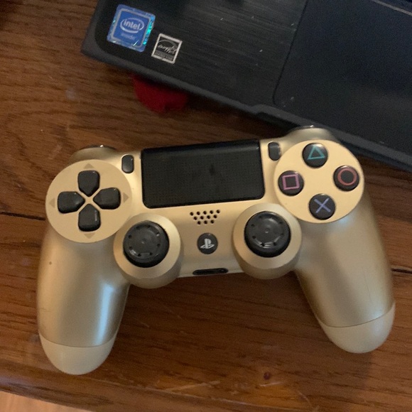 Controller - Picture 2 of 4